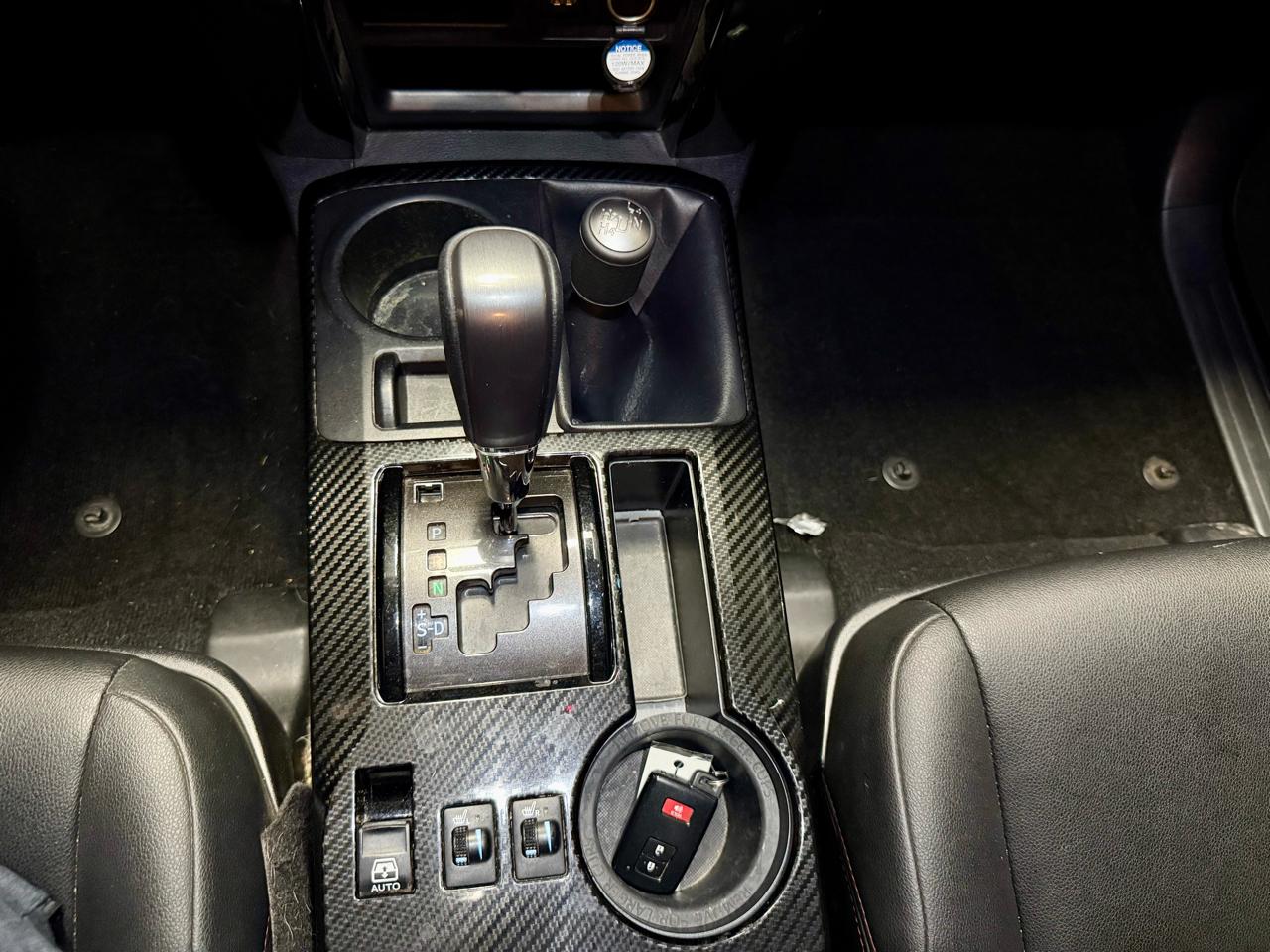 Toyota 4Runner Venture 4WD (Natl) 2021