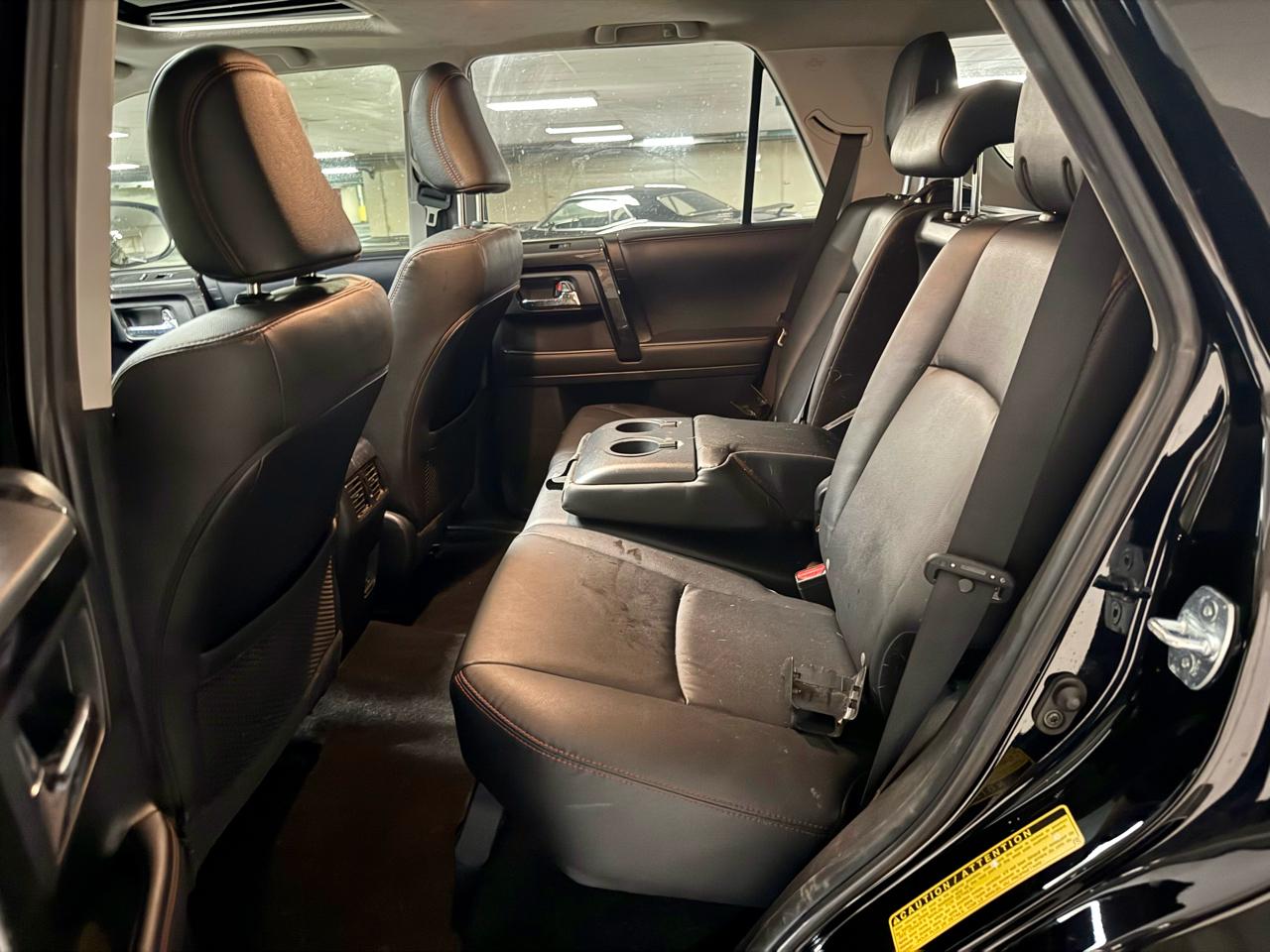 Toyota 4Runner Venture 4WD (Natl) 2021