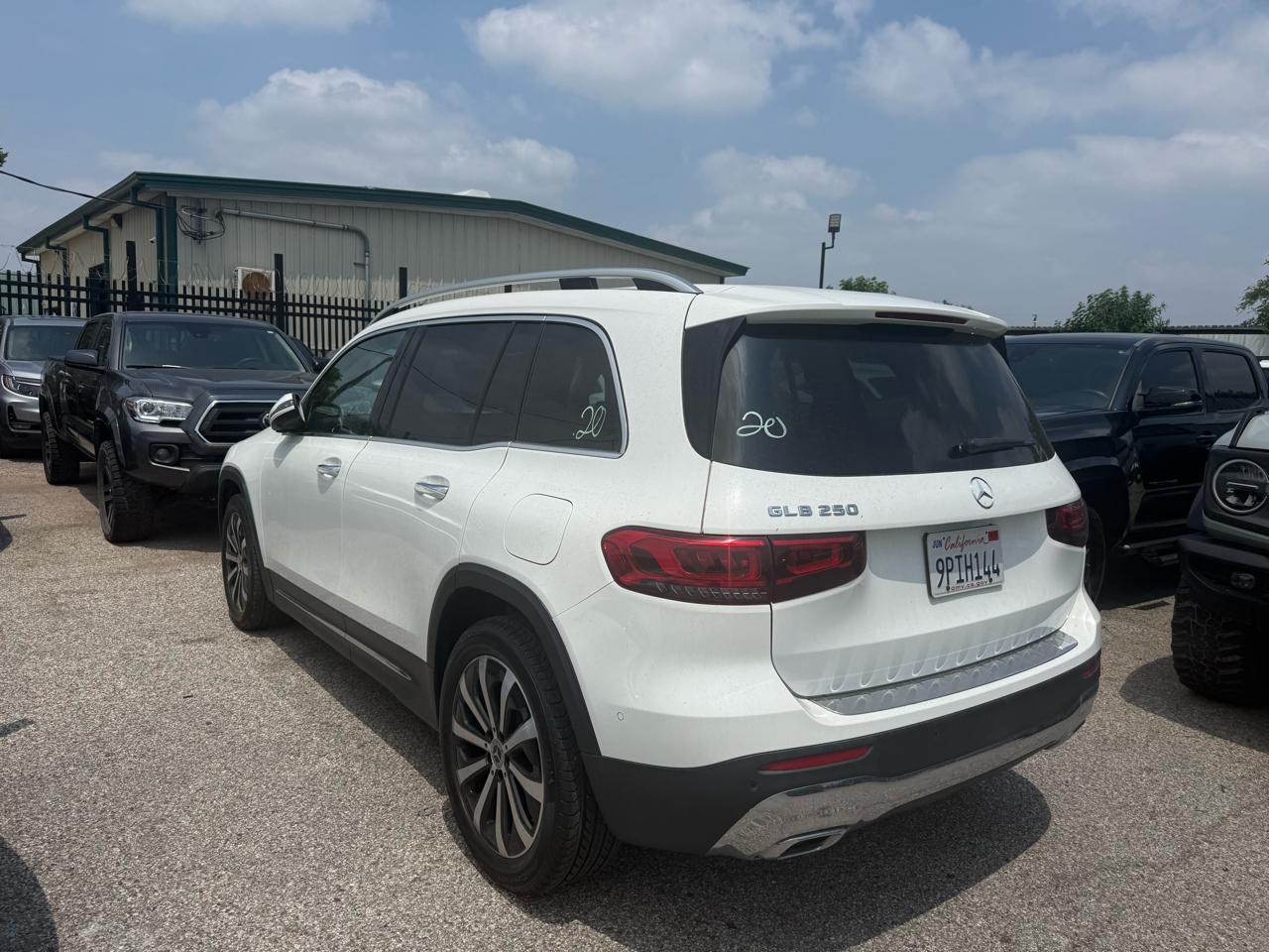 Mercedes-Benz GLB GLB 250 SUV 2021