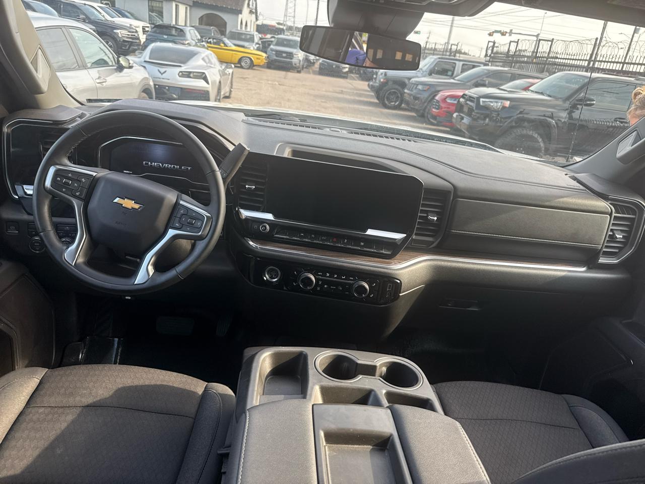 Chevrolet Silverado 1500 4WD Crew Cab 147" LT w/2FL 2023