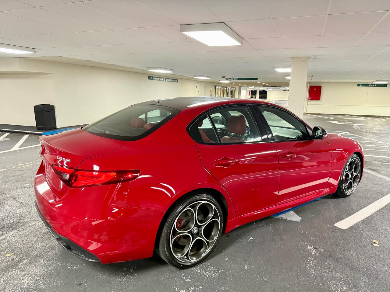 Alfa Romeo Giulia Veloce RWD 2023