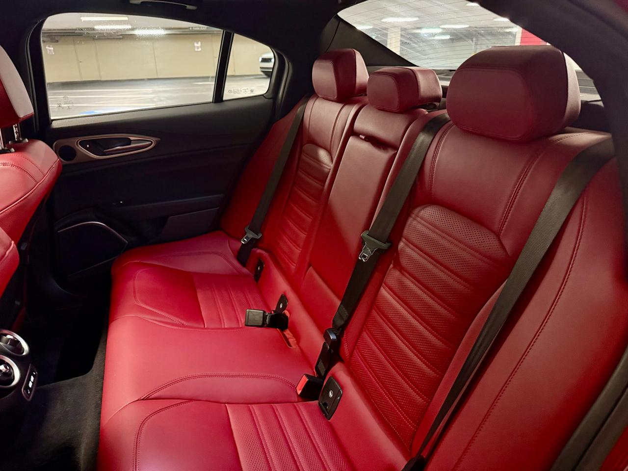 Alfa Romeo Giulia Veloce RWD 2023