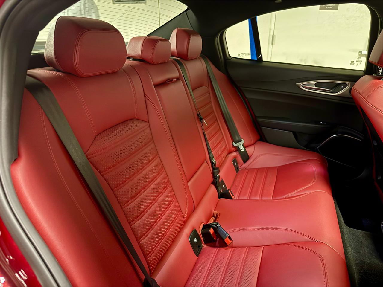 Alfa Romeo Giulia Veloce RWD 2023