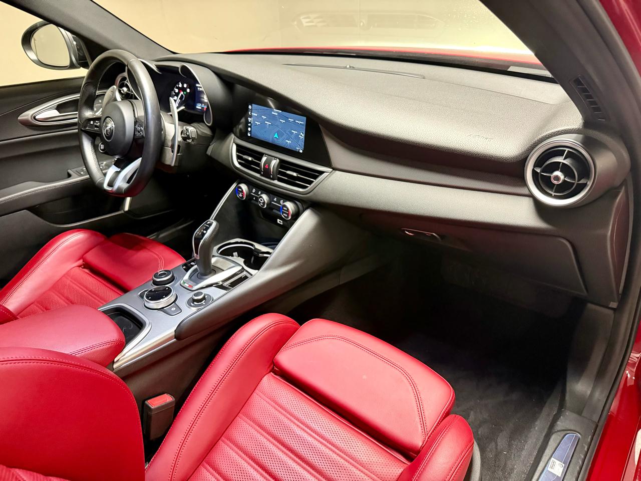 Alfa Romeo Giulia Veloce RWD 2023