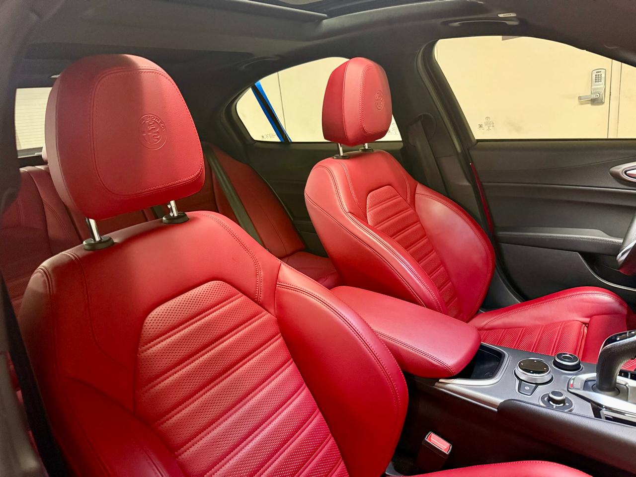 Alfa Romeo Giulia Veloce RWD 2023