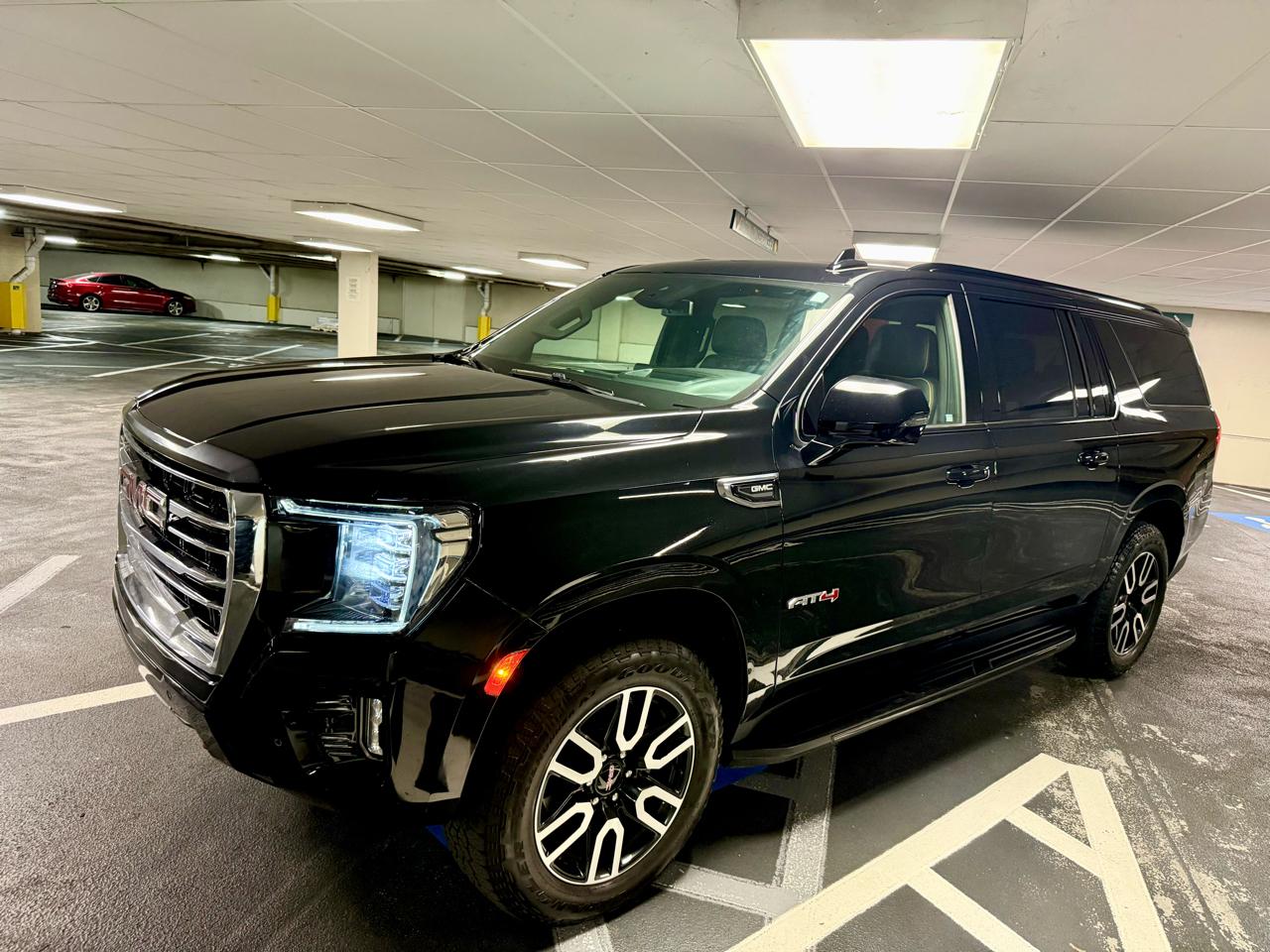 GMC Yukon XL 4WD 4dr AT4 2023