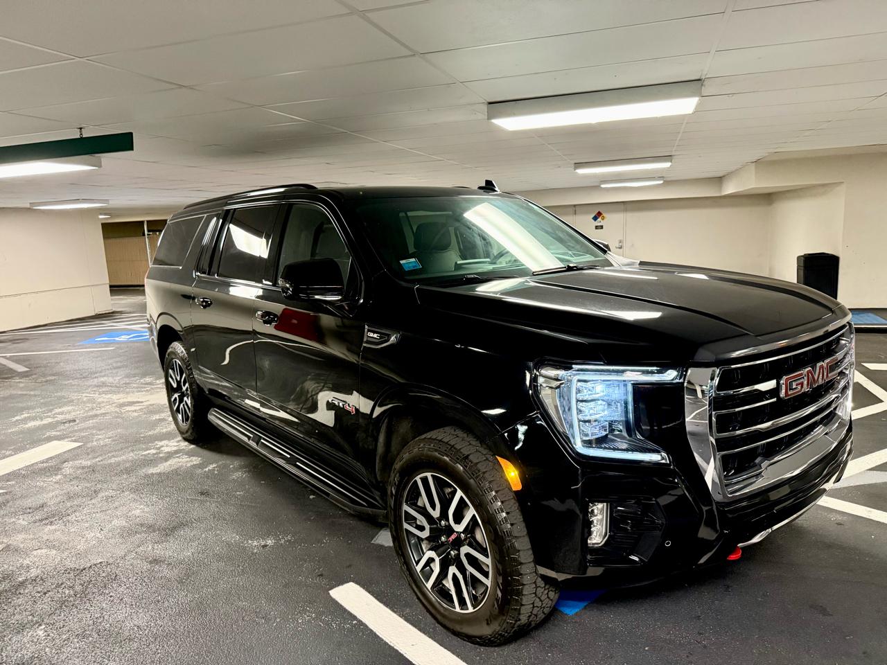 GMC Yukon XL 4WD 4dr AT4 2023
