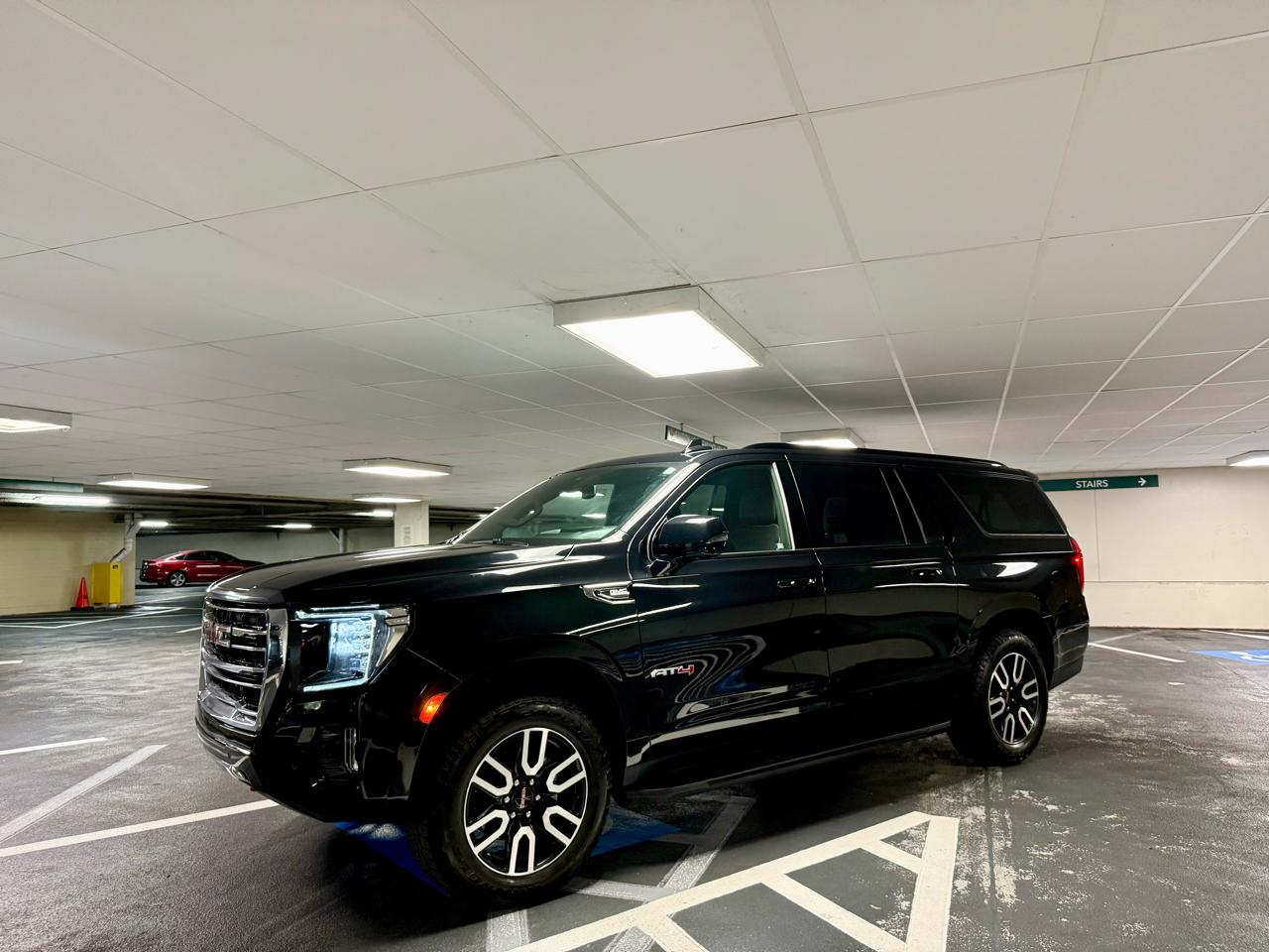 GMC Yukon XL 4WD 4dr AT4 2023