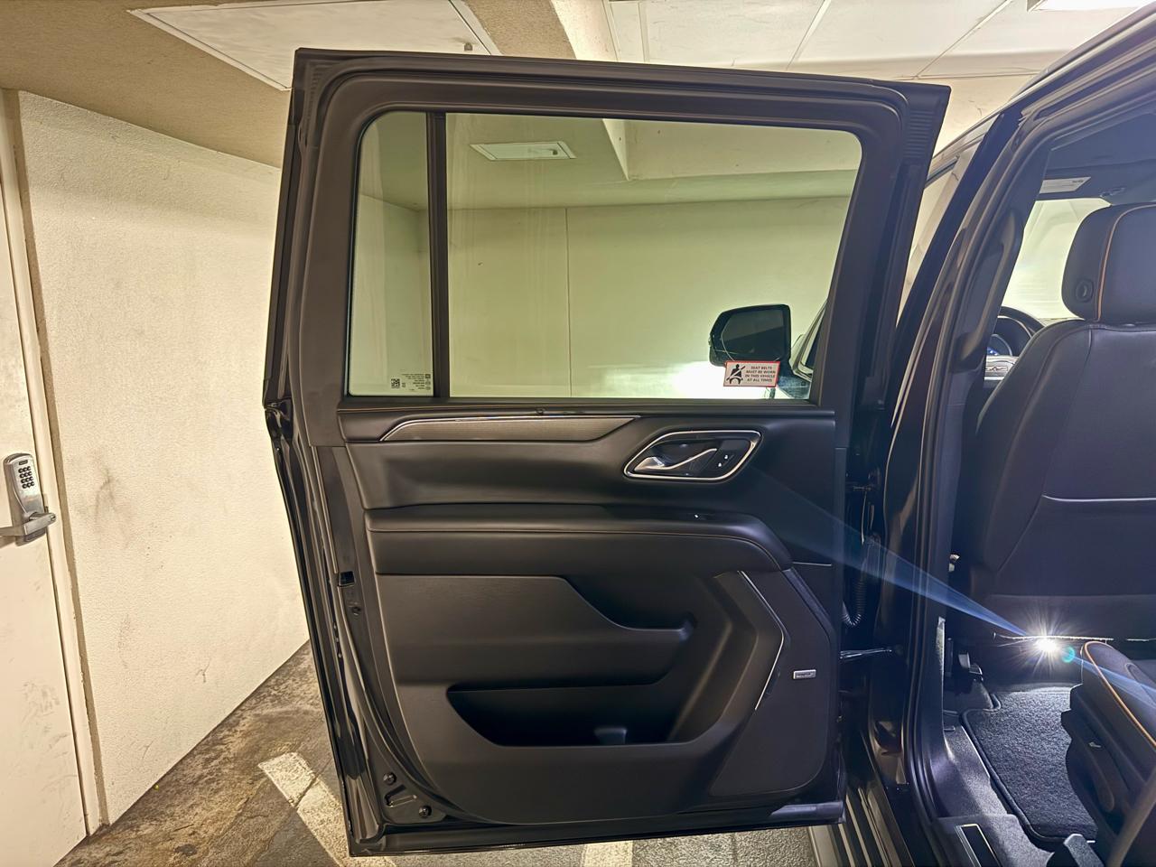 GMC Yukon XL 4WD 4dr AT4 2023