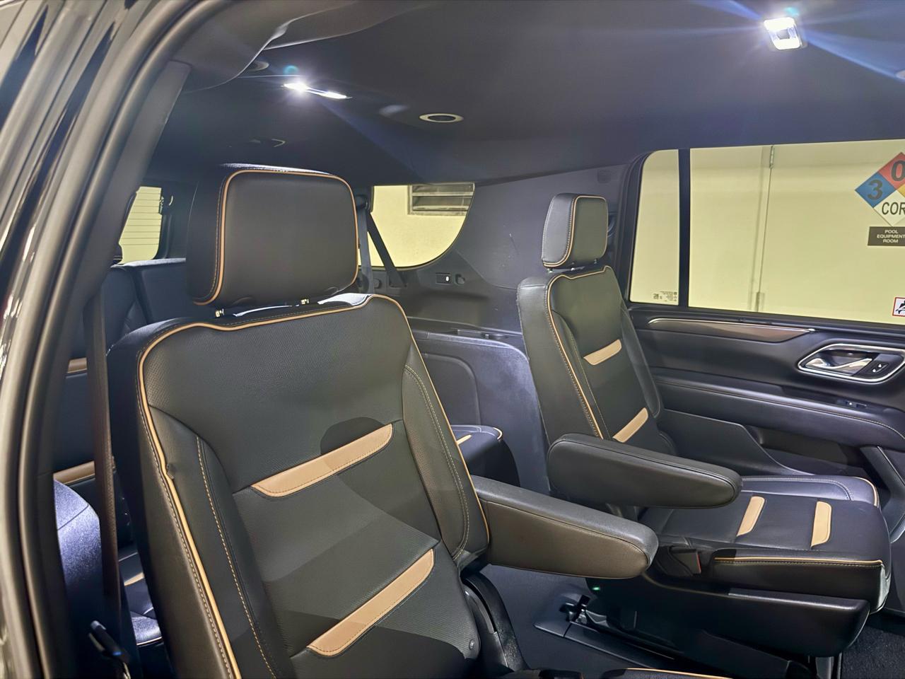 GMC Yukon XL 4WD 4dr AT4 2023