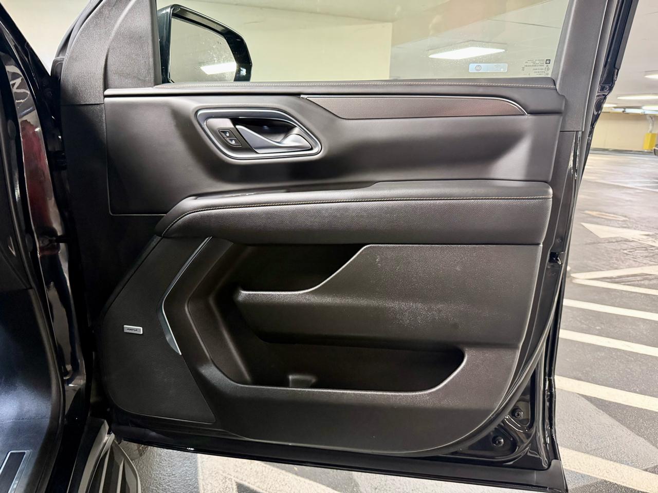 GMC Yukon XL 4WD 4dr AT4 2023