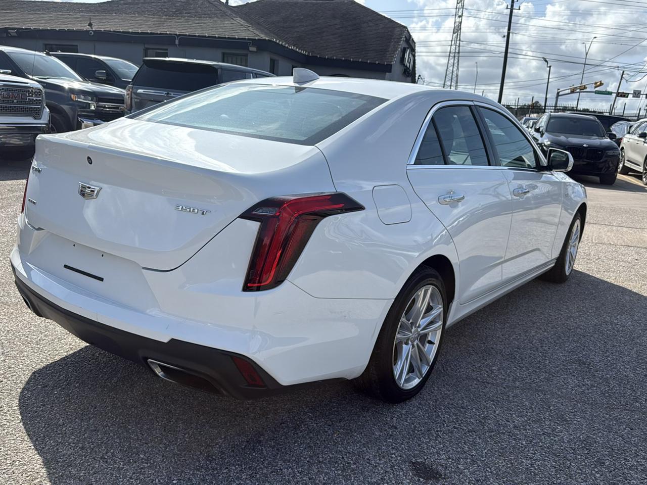 Cadillac CT4 4dr Sdn Luxury 2021
