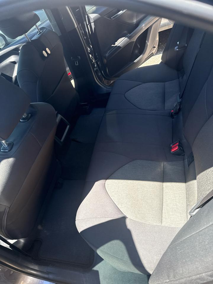 Toyota Camry LE Auto (Natl) 2022
