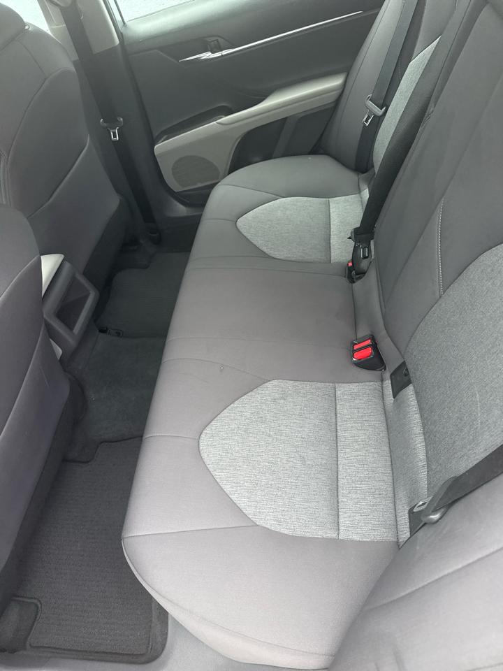 Toyota Camry LE Auto (Natl) 2022