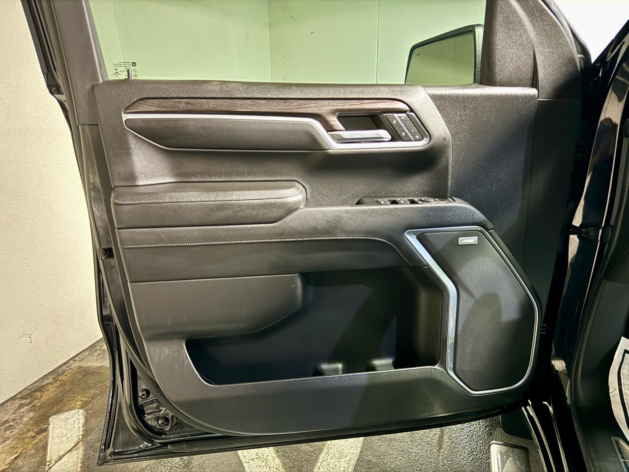 Chevrolet Silverado 1500 2WD Crew Cab 147" LTZ 2022