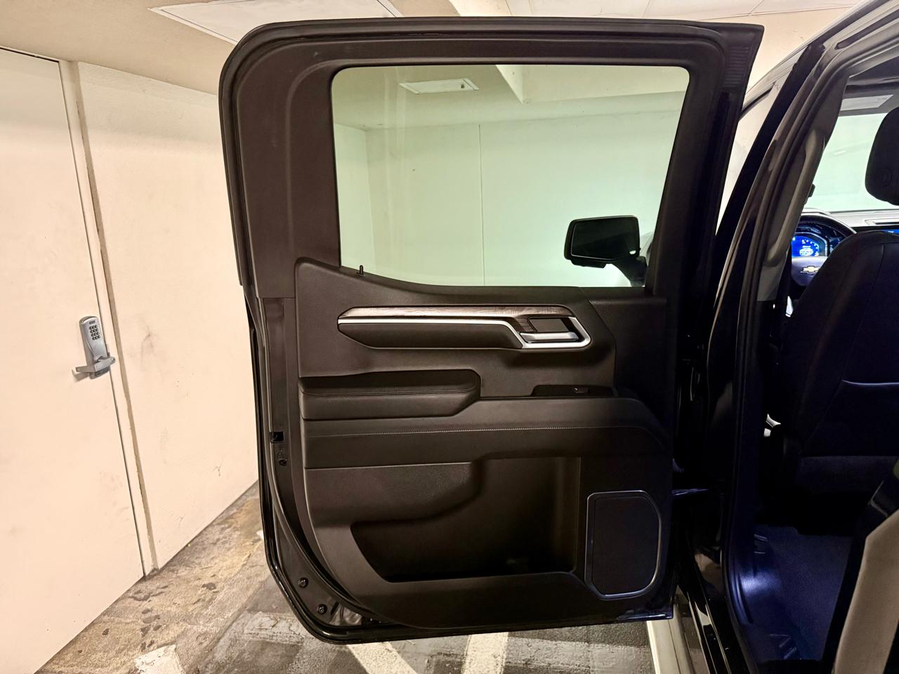 Chevrolet Silverado 1500 2WD Crew Cab 147" LTZ 2022