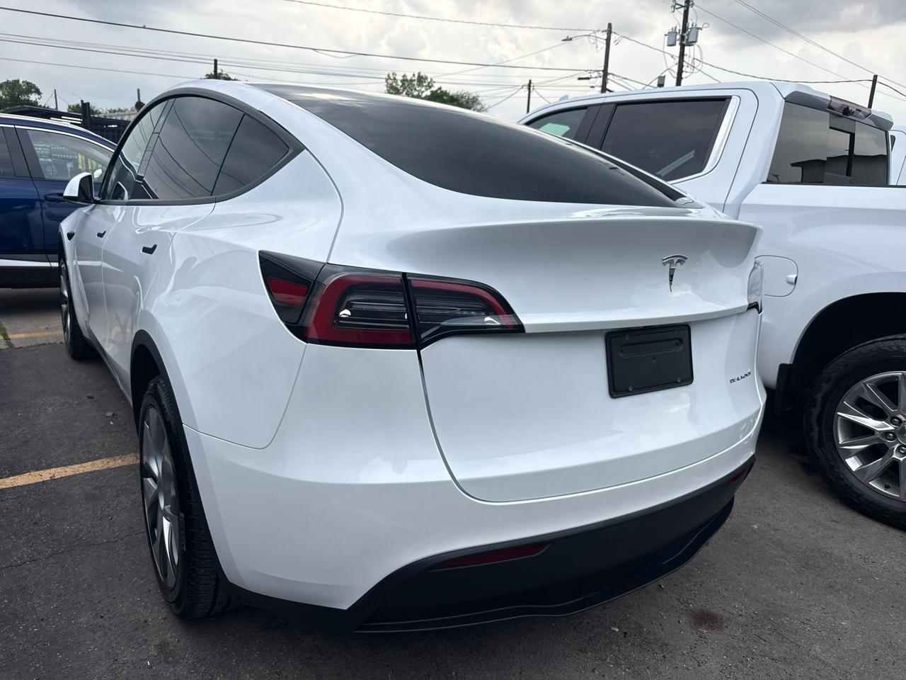 Tesla Model Y Long Range AWD 2023