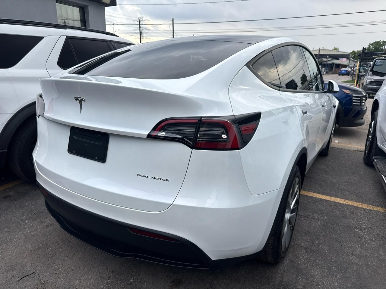 Tesla Model Y Long Range AWD 2023