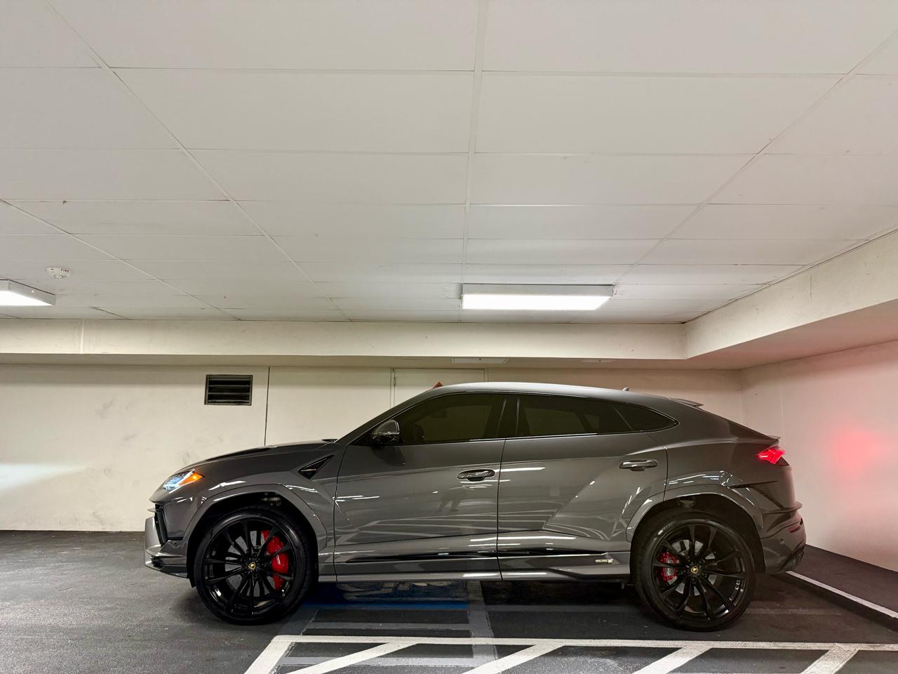 Lamborghini Urus S AWD 2024