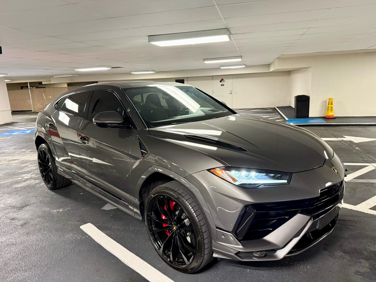 Lamborghini Urus S AWD 2024