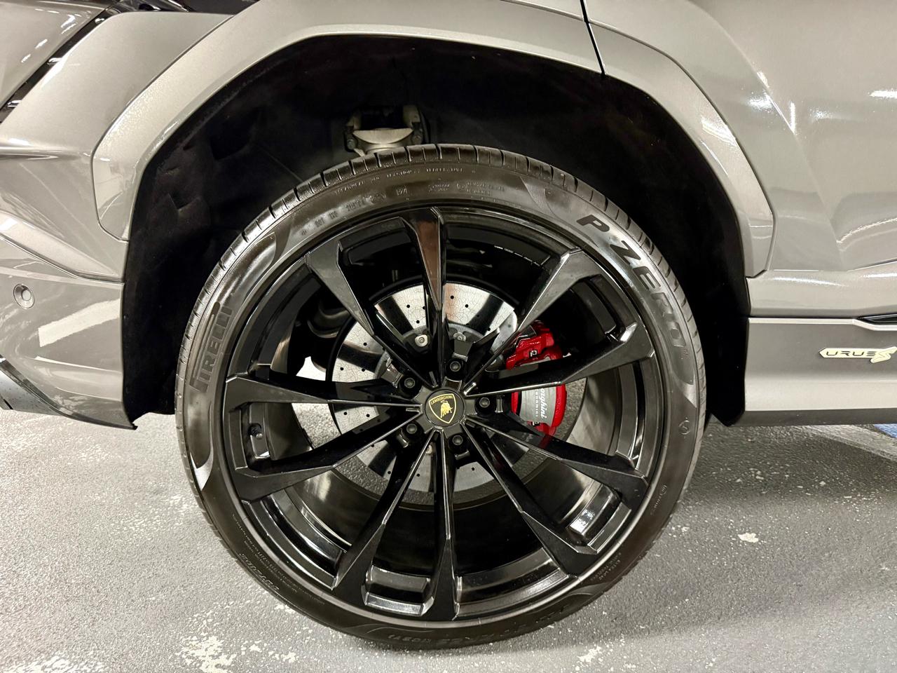 Lamborghini Urus S AWD 2024