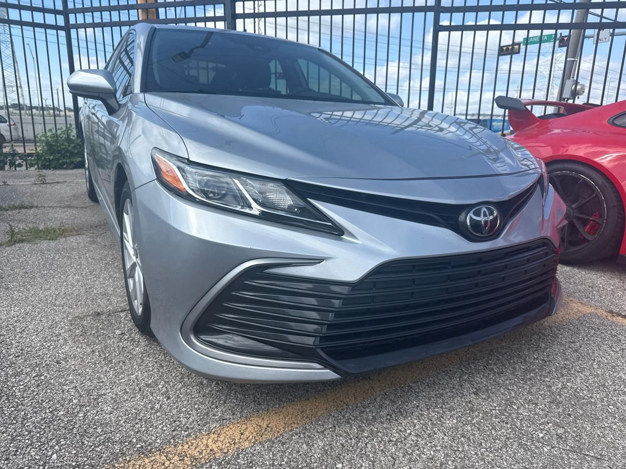 Toyota Camry LE Auto (Natl) 2022