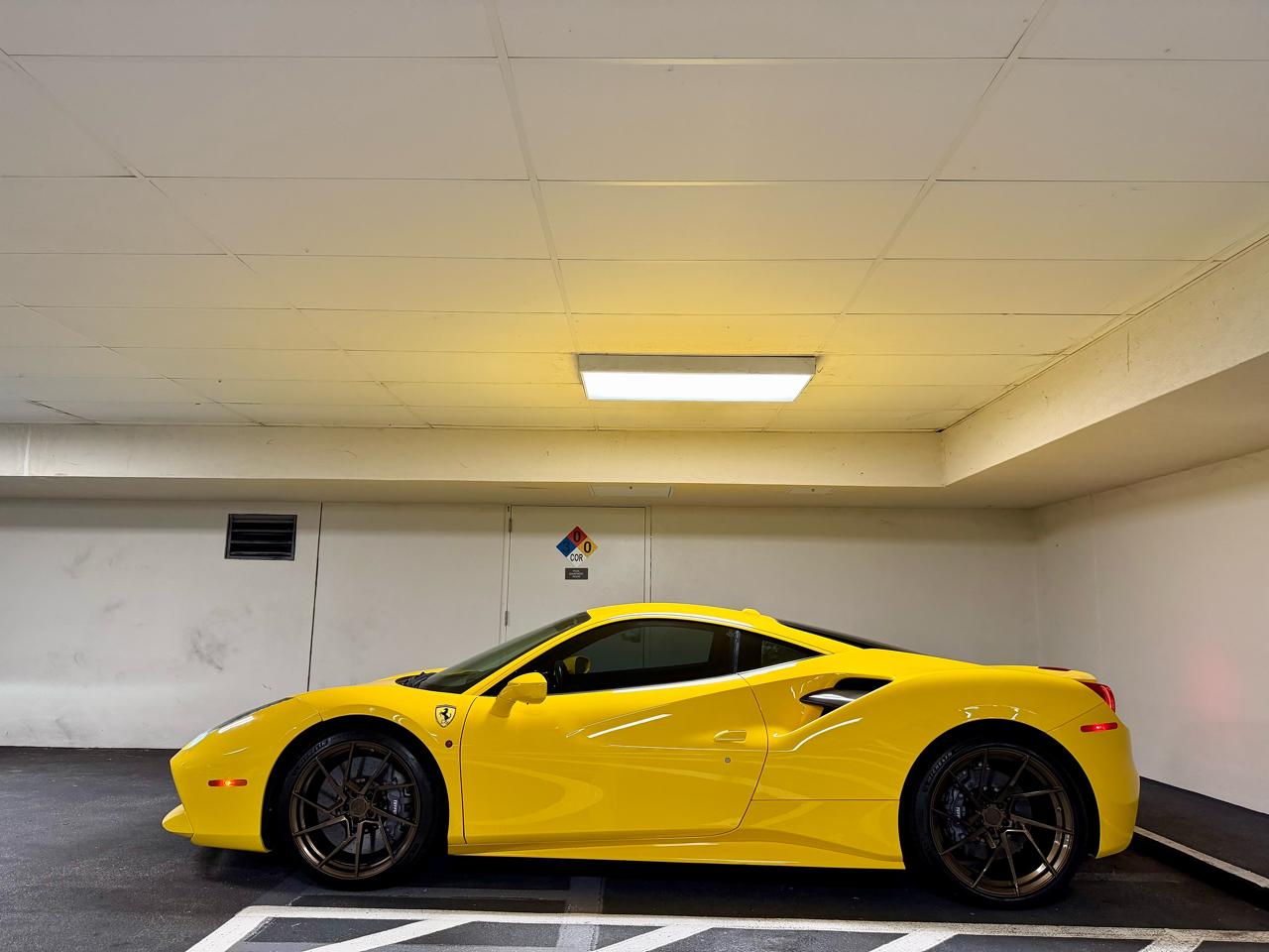 Ferrari 488 GTB 2dr Cpe 2016