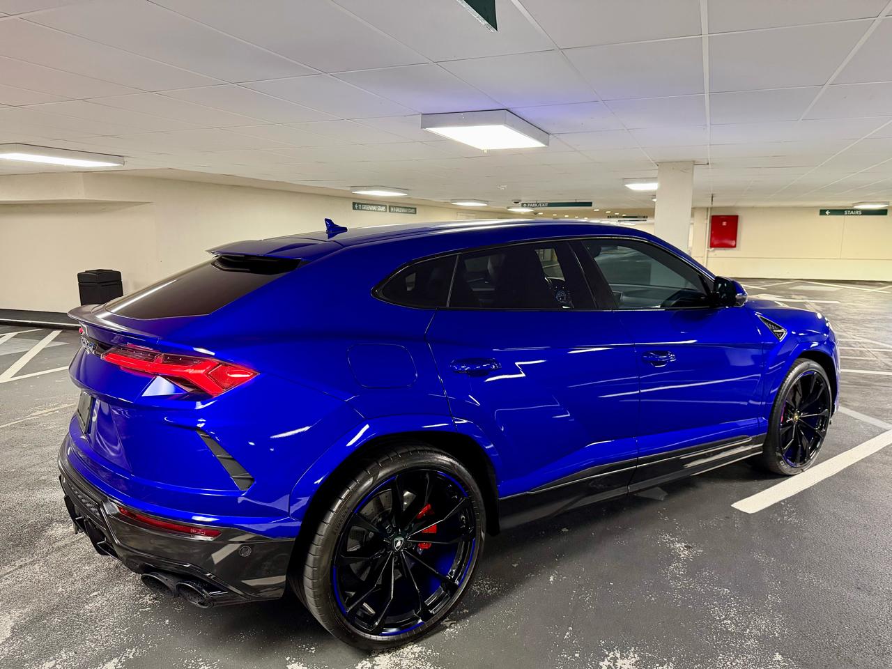 Lamborghini Urus AWD 2019