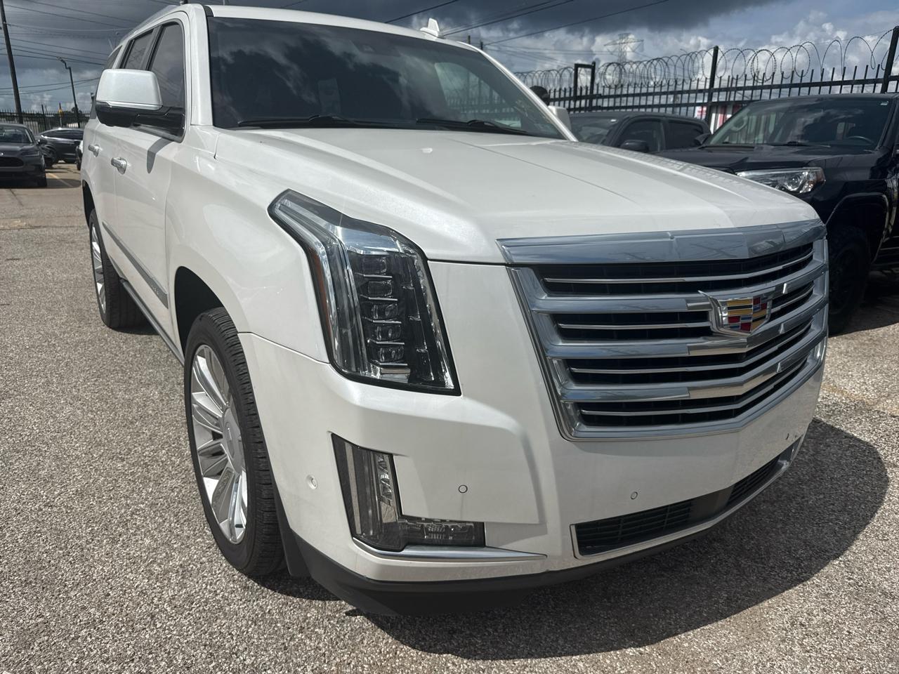 Cadillac Escalade 4WD 4dr Platinum 2019
