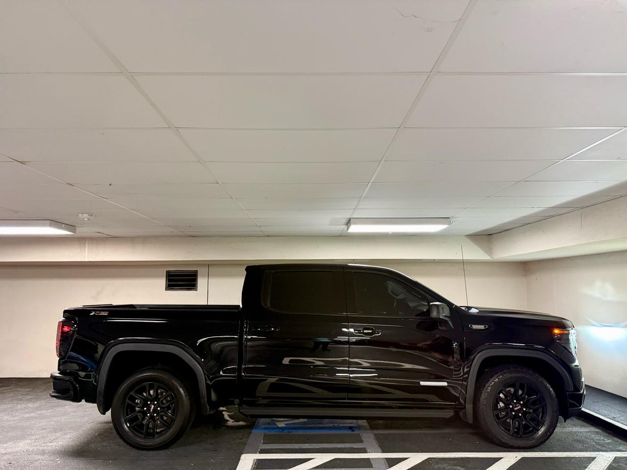 GMC Sierra 1500 4WD Crew Cab 147" Elevation w/3SB 2023