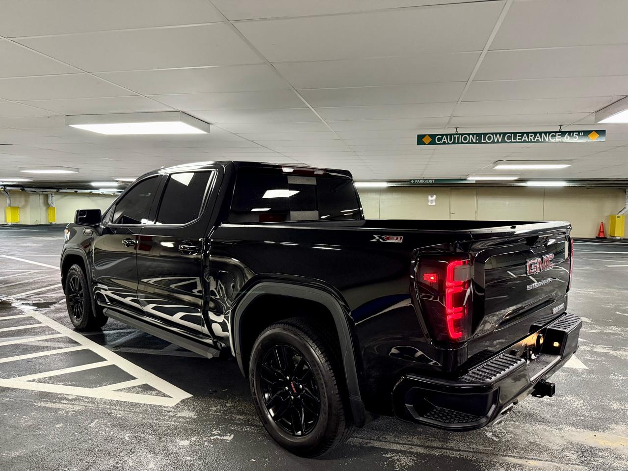 GMC Sierra 1500 4WD Crew Cab 147" Elevation w/3SB 2023