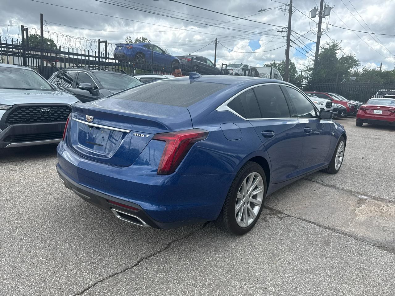 Cadillac CT5 4dr Sdn Luxury 2023