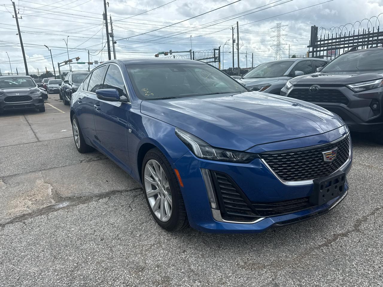 Cadillac CT5 4dr Sdn Luxury 2023