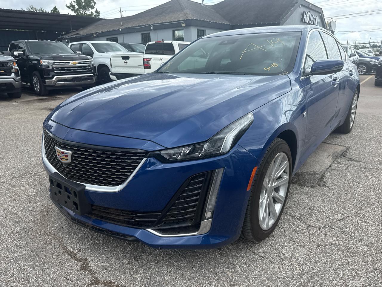 Cadillac CT5 4dr Sdn Luxury 2023