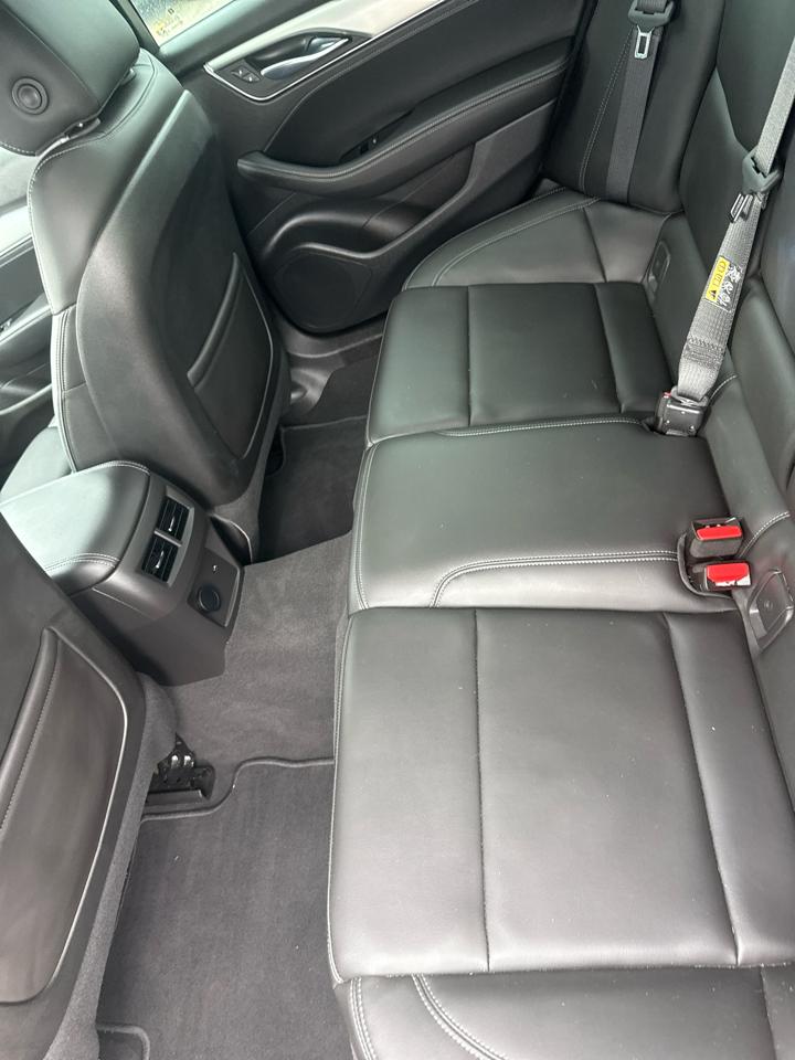 Cadillac CT5 4dr Sdn Luxury 2023