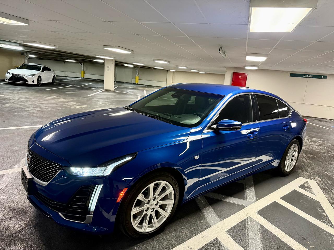 Cadillac CT5 4dr Sdn Luxury 2023