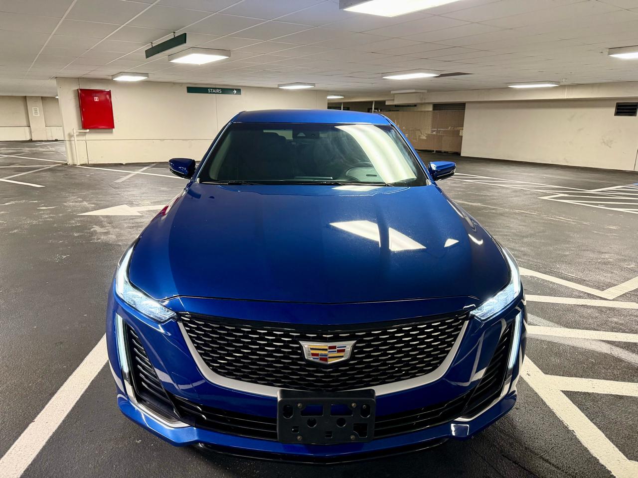 Cadillac CT5 4dr Sdn Luxury 2023