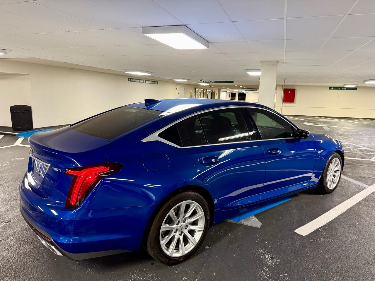 Cadillac CT5 4dr Sdn Luxury 2023