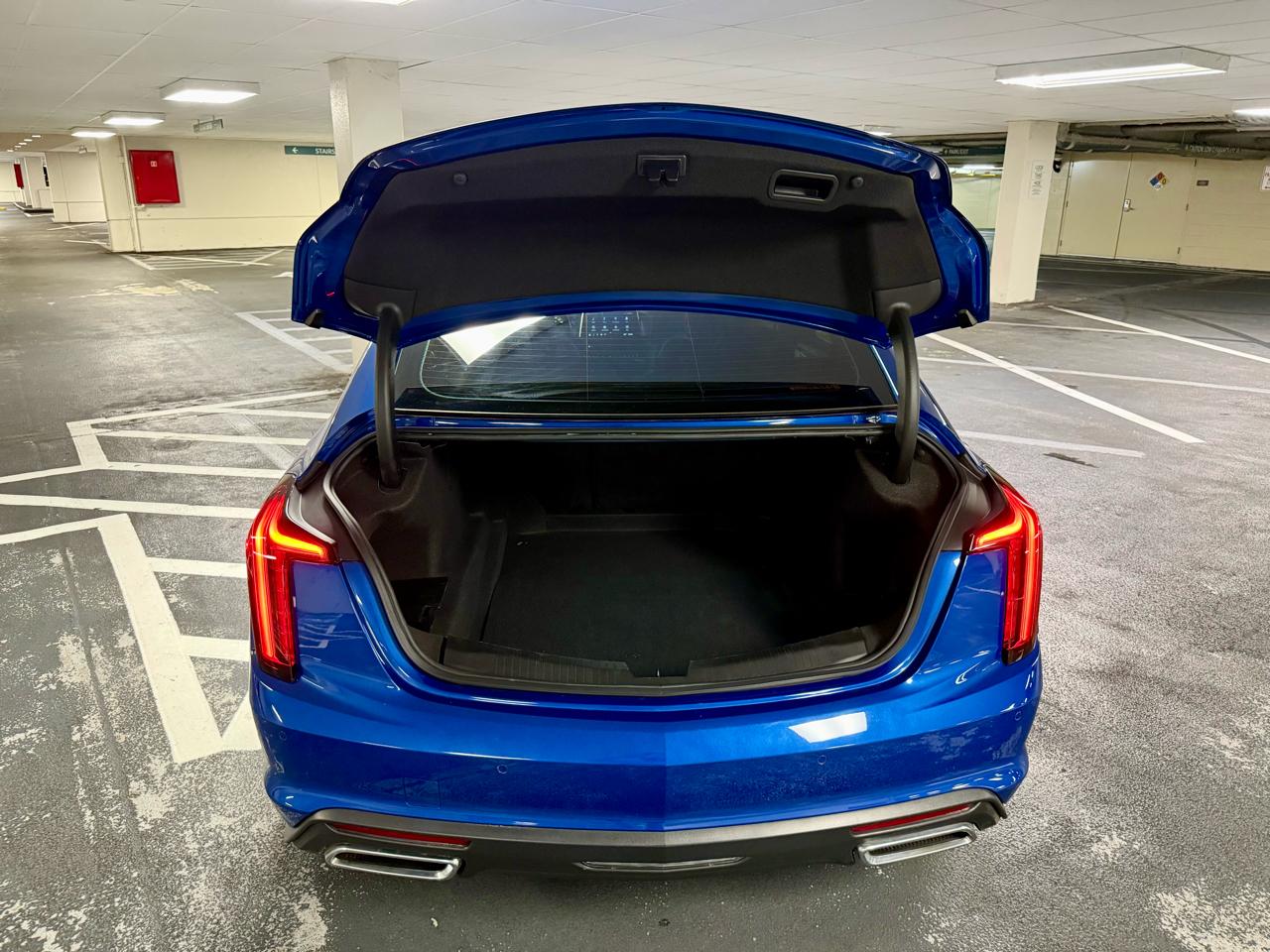 Cadillac CT5 4dr Sdn Luxury 2023