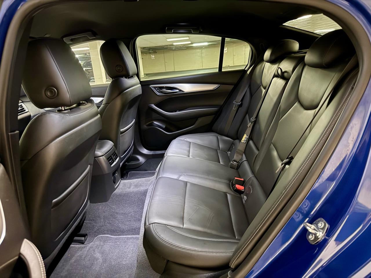 Cadillac CT5 4dr Sdn Luxury 2023
