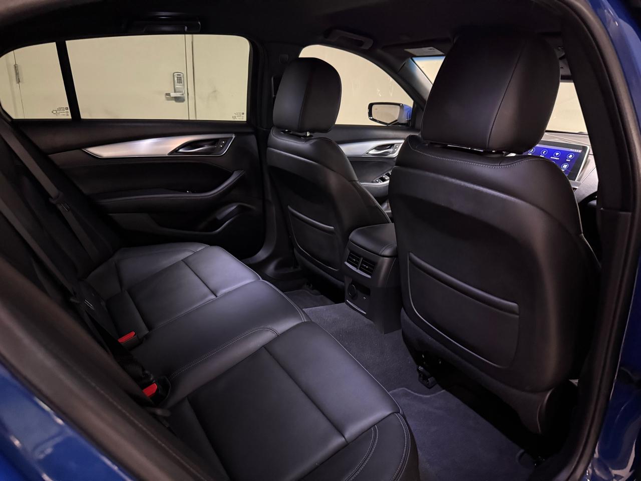 Cadillac CT5 4dr Sdn Luxury 2023