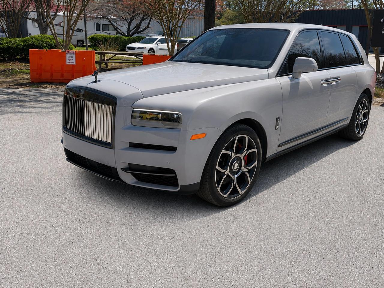 Rolls-Royce Cullinan Black Badge Sport Utility 2022