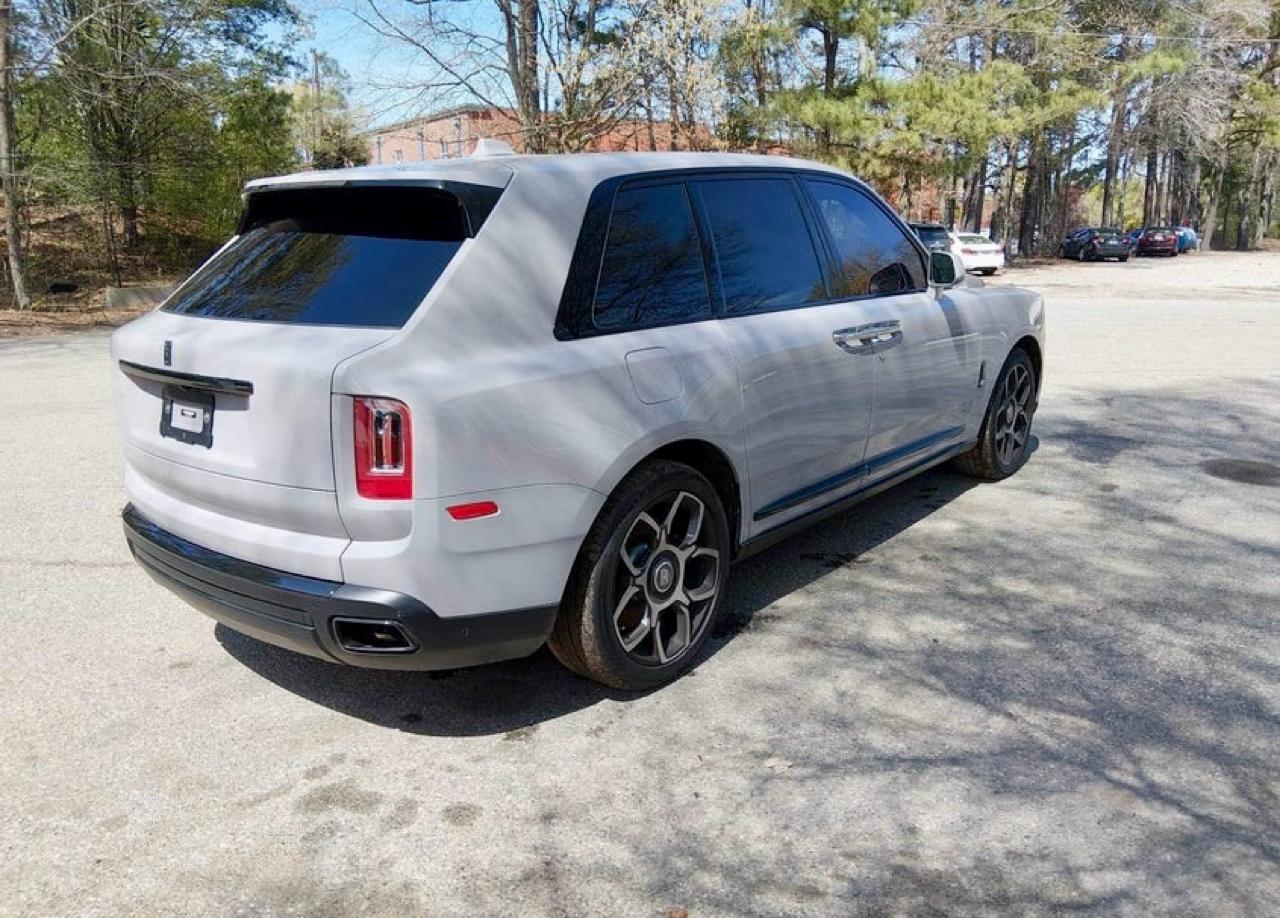 Rolls-Royce Cullinan Black Badge Sport Utility 2022