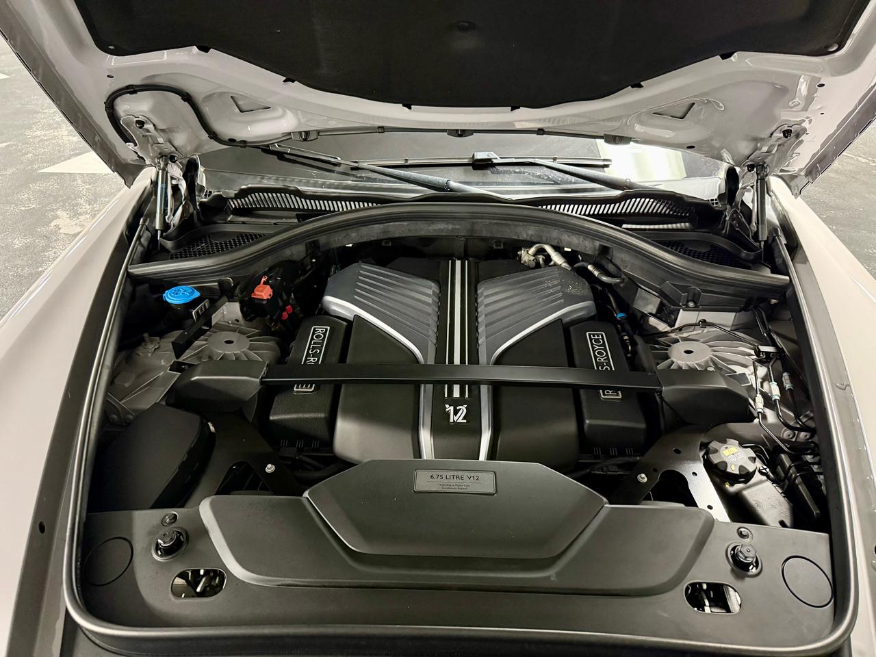 Rolls-Royce Cullinan Black Badge Sport Utility 2022