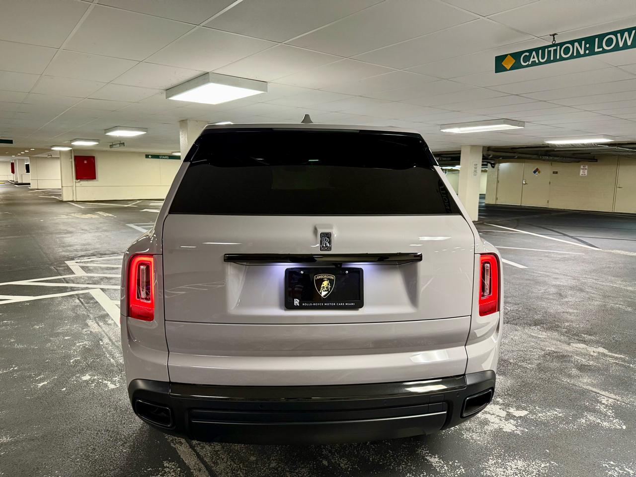 Rolls-Royce Cullinan Black Badge Sport Utility 2022