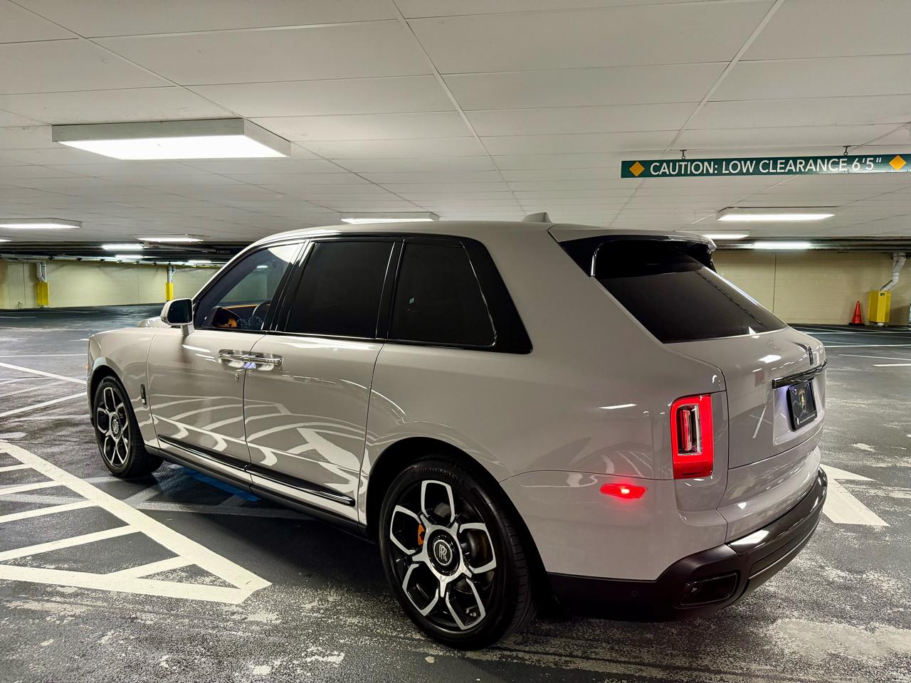 Rolls-Royce Cullinan Black Badge Sport Utility 2022