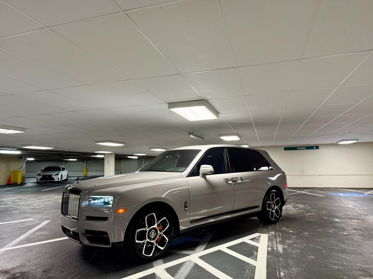 Rolls-Royce Cullinan Black Badge Sport Utility 2022