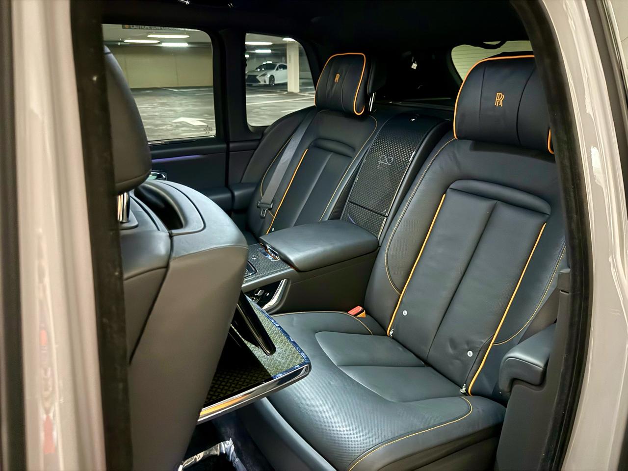 Rolls-Royce Cullinan Black Badge Sport Utility 2022