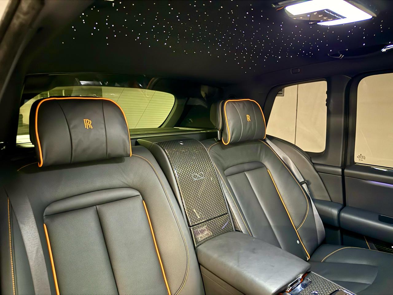 Rolls-Royce Cullinan Black Badge Sport Utility 2022