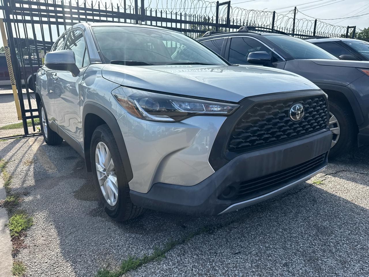 Toyota Corolla Cross LE 4WD (Natl) 2023